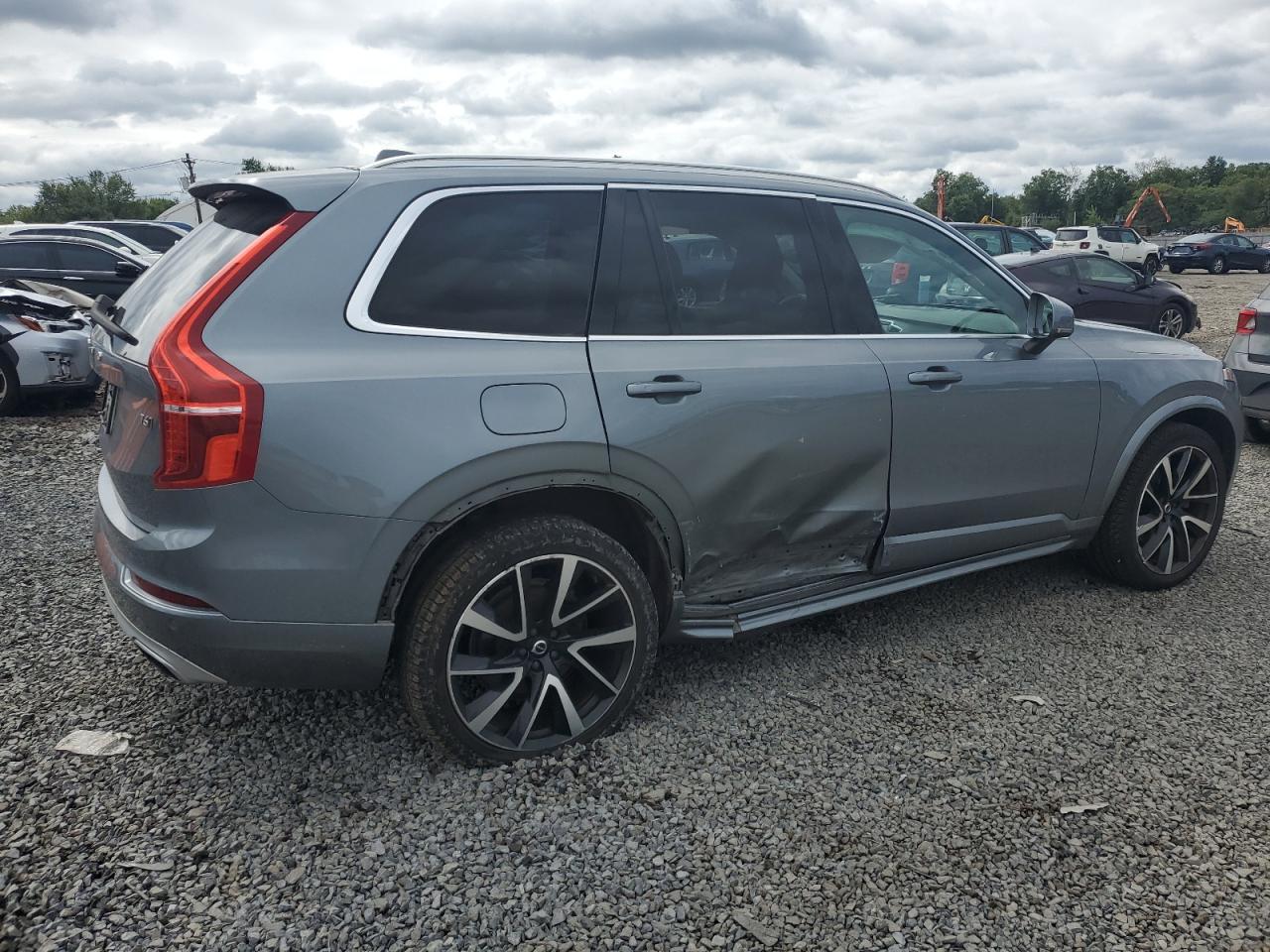 2020 Volvo Xc90 T6 Momentum - Фото 3