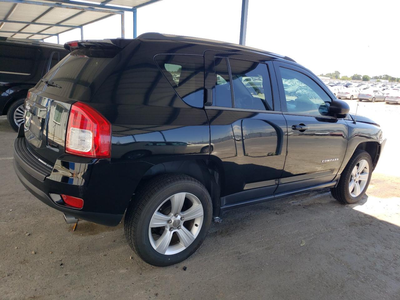 2013 Jeep Compass Sport - Фото 3