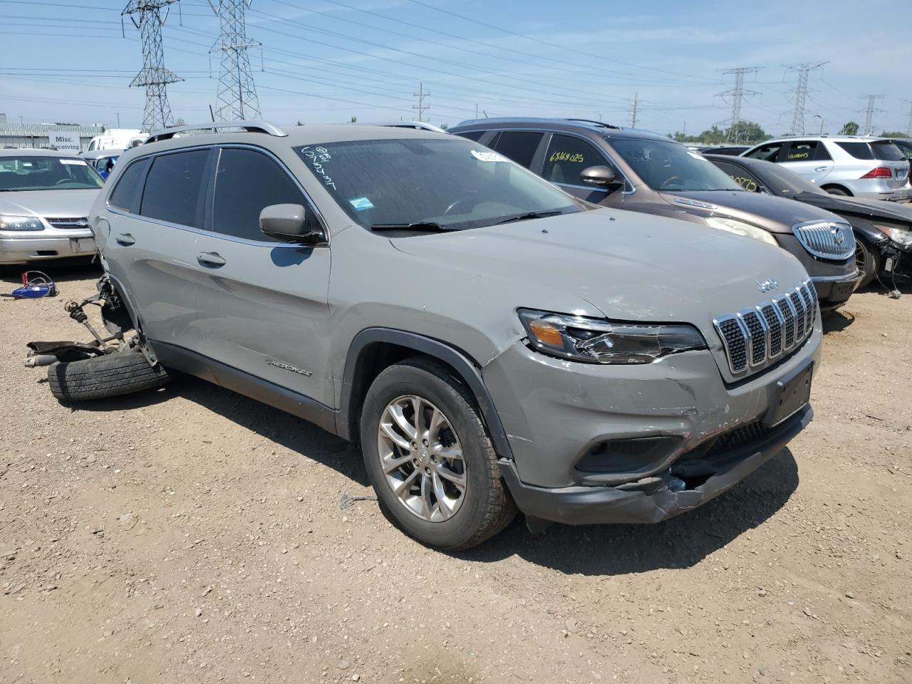 2020 Jeep Cherokee Latitude Plus - Image 4