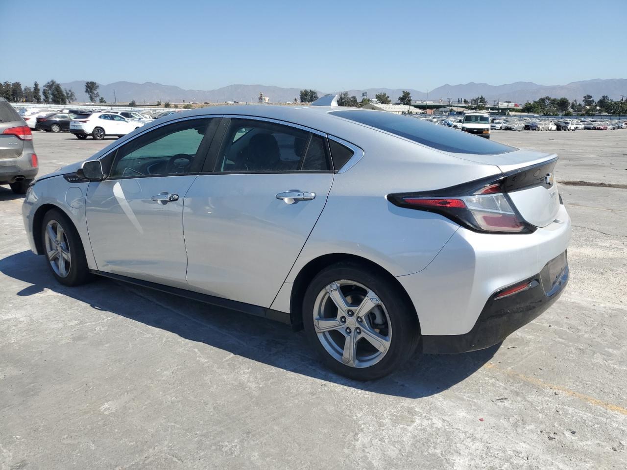 2017 Chevrolet Volt Lt - Фото 2
