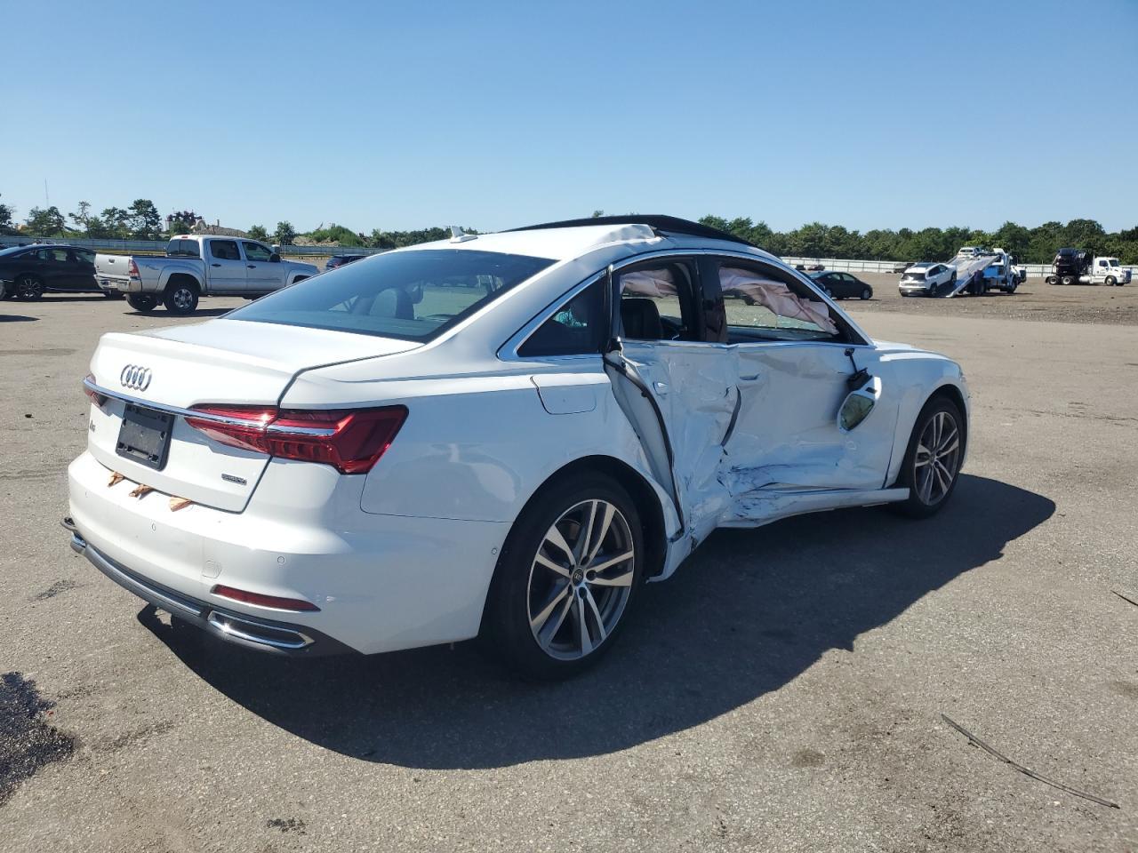 2023 Audi A6 Premium Plus - Фото 3