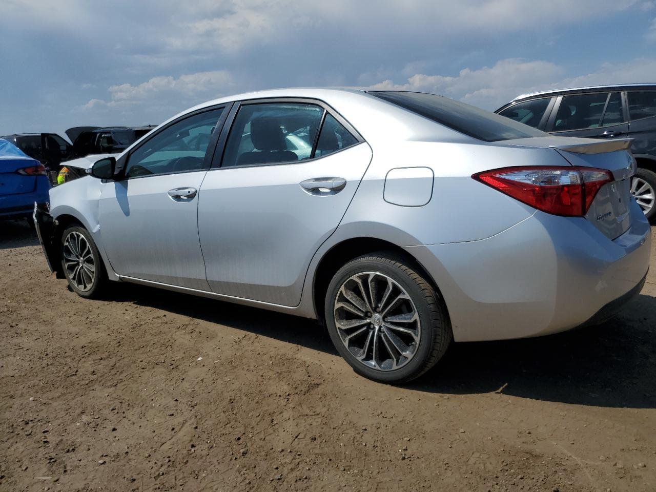 2015 Toyota Corolla L - Фото 2