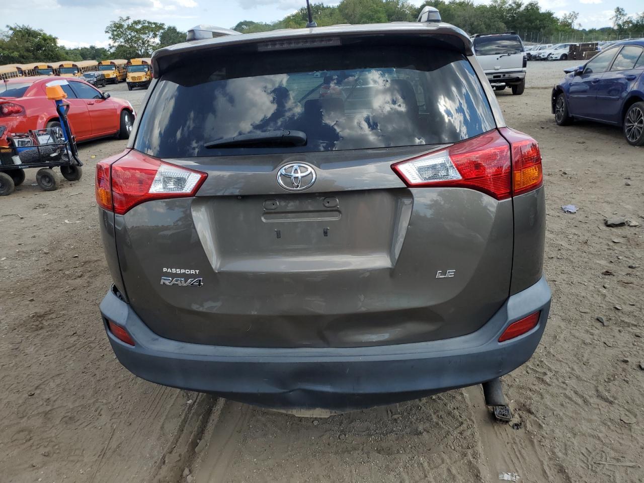 2015 Toyota Rav4 Le - Image 6
