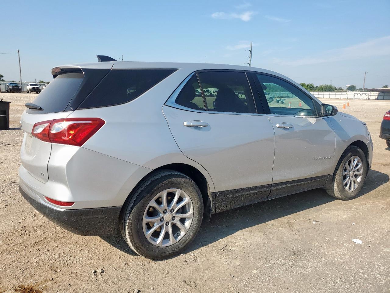 2020 Chevrolet Equinox Lt - Фото 3