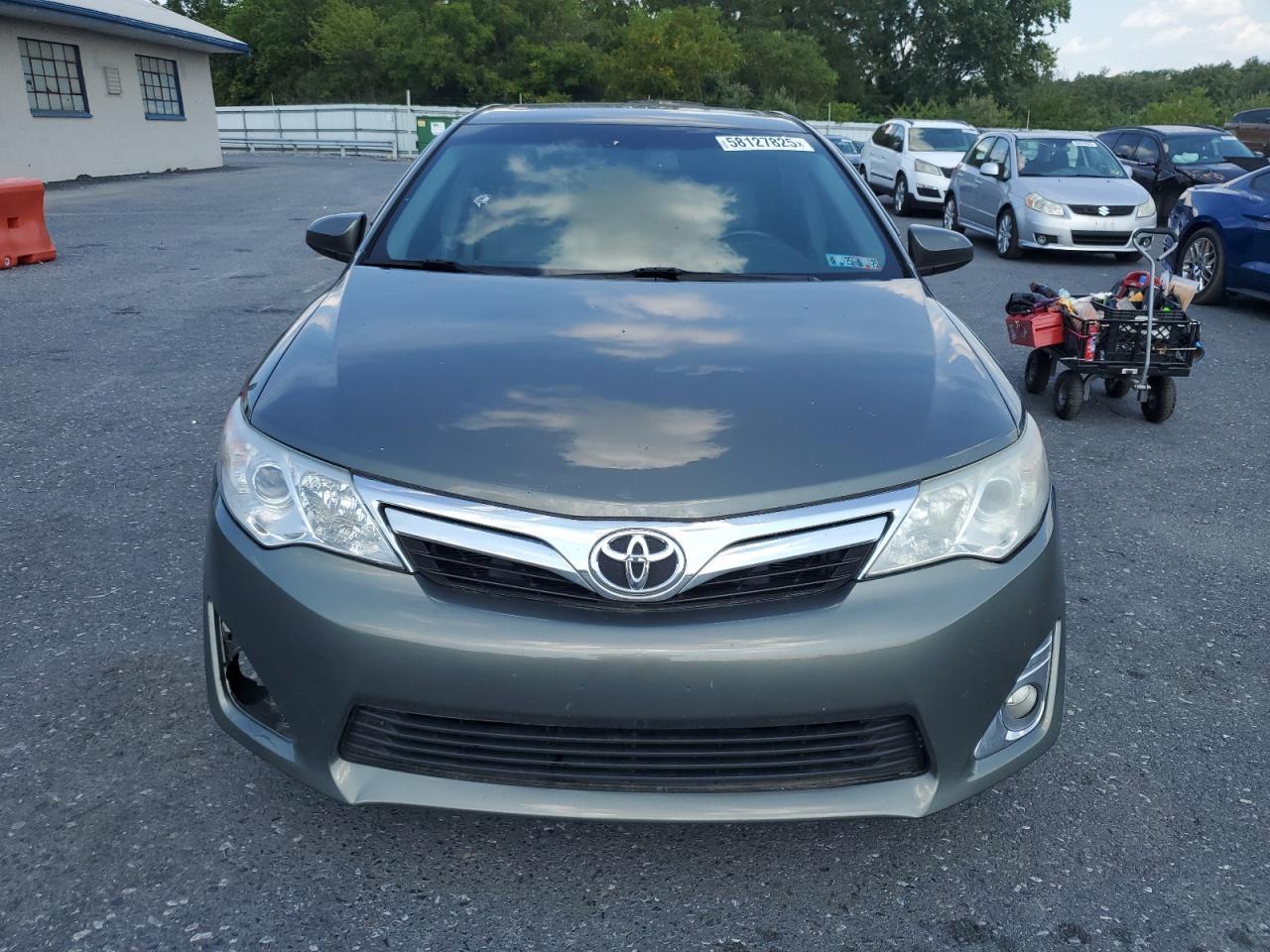 2012 Toyota Camry Base - Фото 5