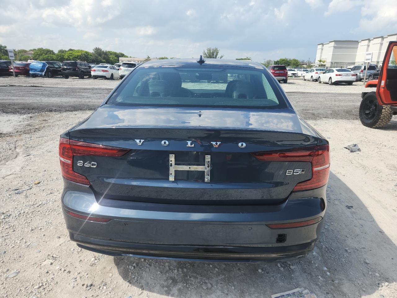 2024 Volvo S60 Core - Фото 6