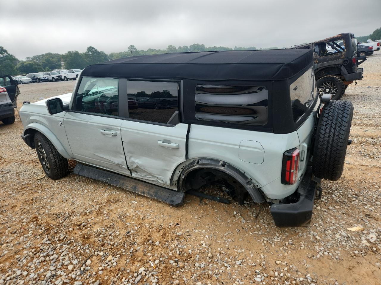 2024 Ford Bronco Outer Banks - Фото 2