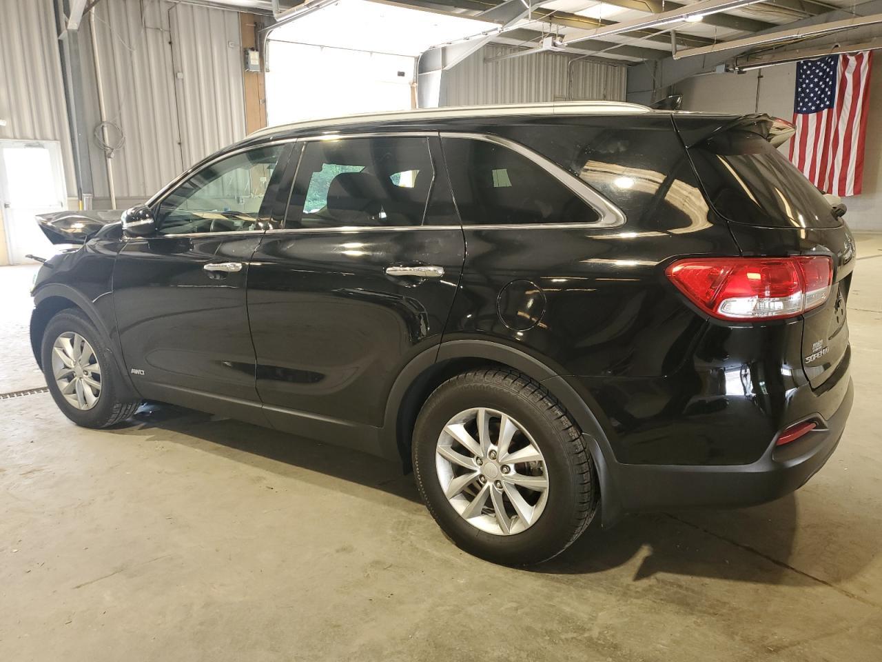 2016 Kia Sorento Lx - Image 2