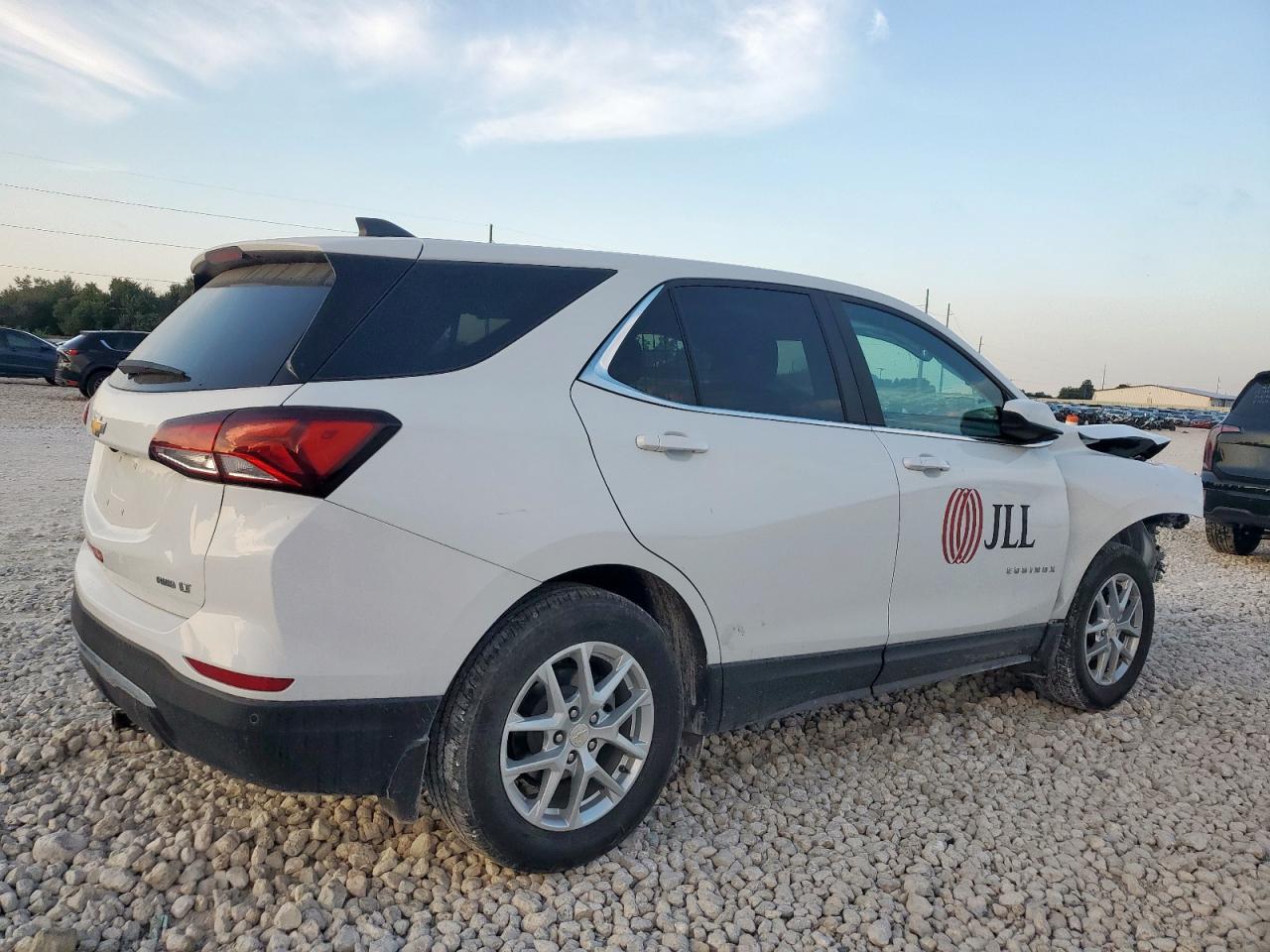 2023 Chevrolet Equinox Lt - Image 3