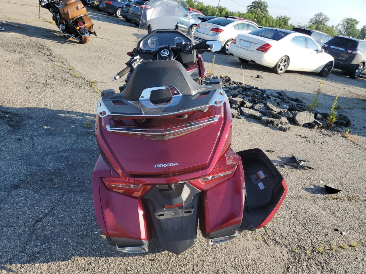 2018 Honda Gl1800 - Фото 4