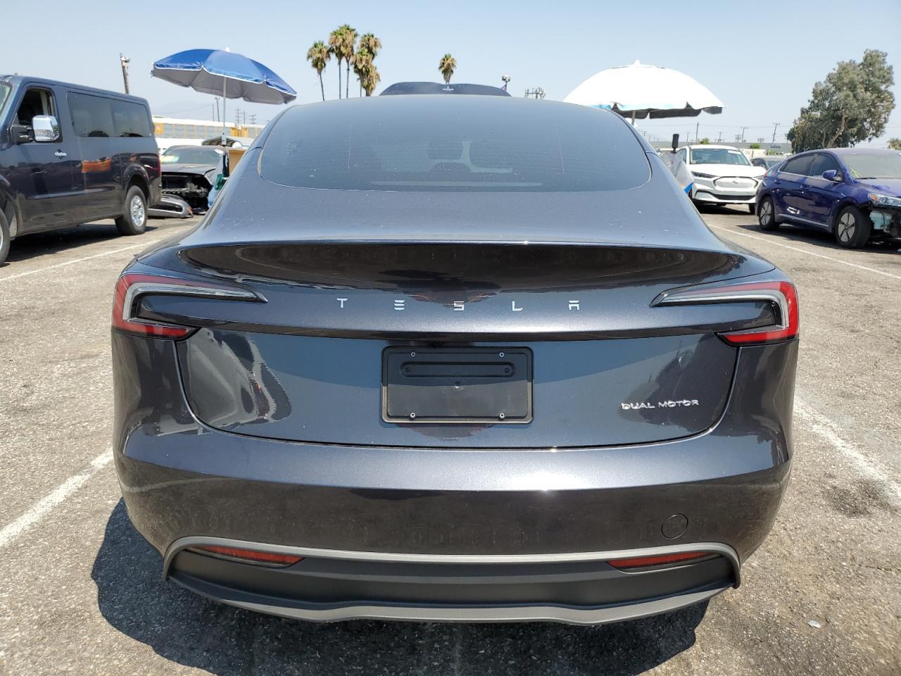 2024 Tesla Model 3 - Фото 6