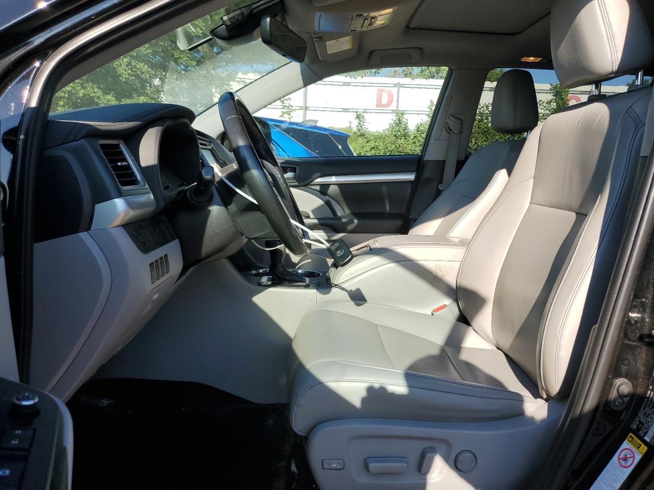 2019 Toyota Highlander Hybrid - Фото 7