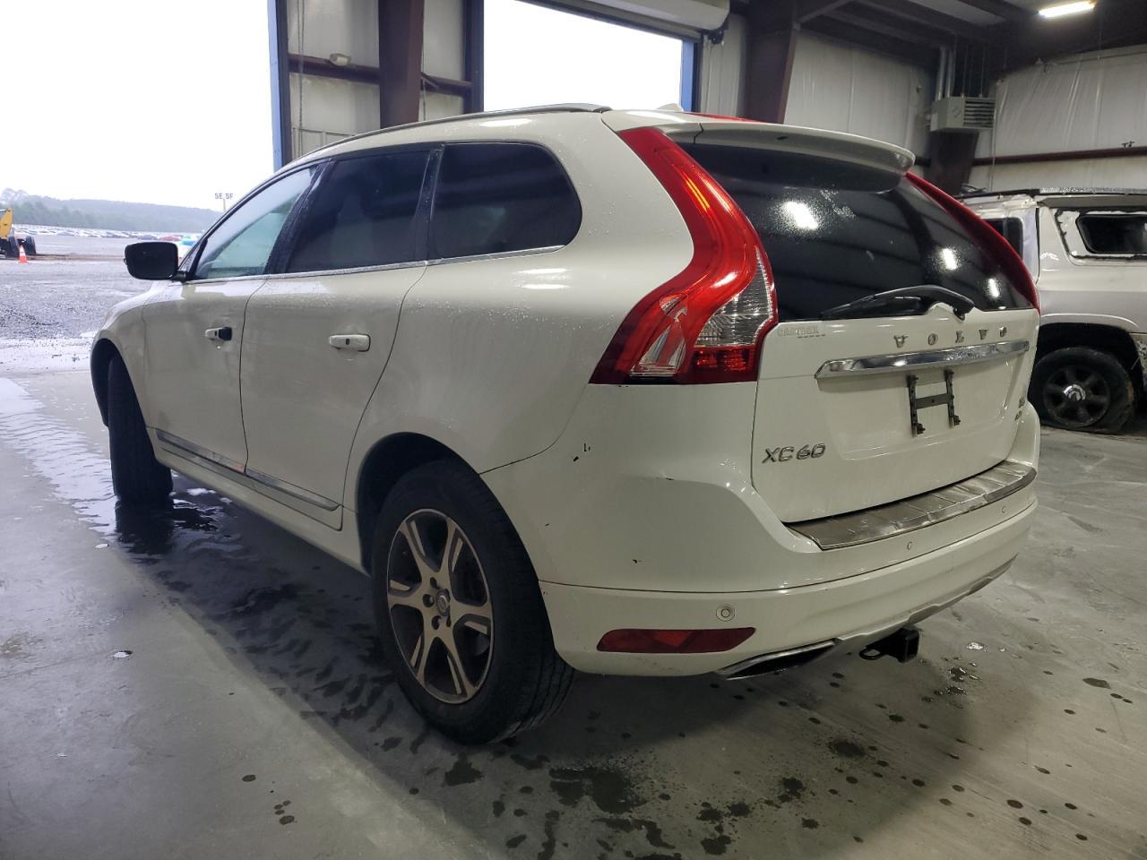 2014 Volvo Xc60 T6 - Image 2