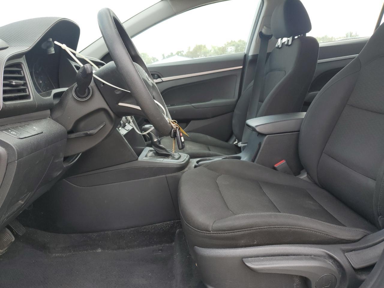 2019 Hyundai Elantra Se - Фото 7