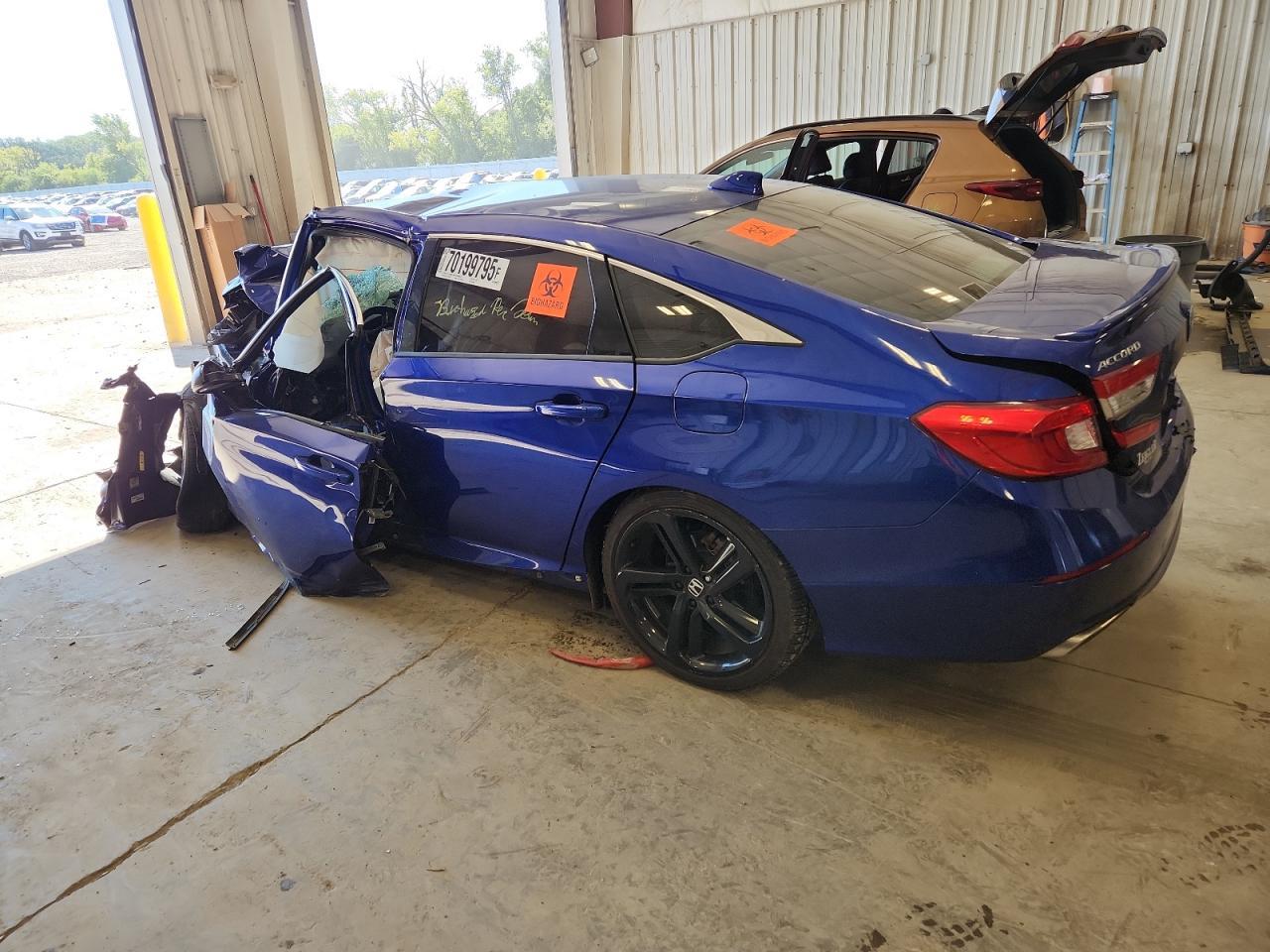 2020 Honda Accord Sport - Фото 2