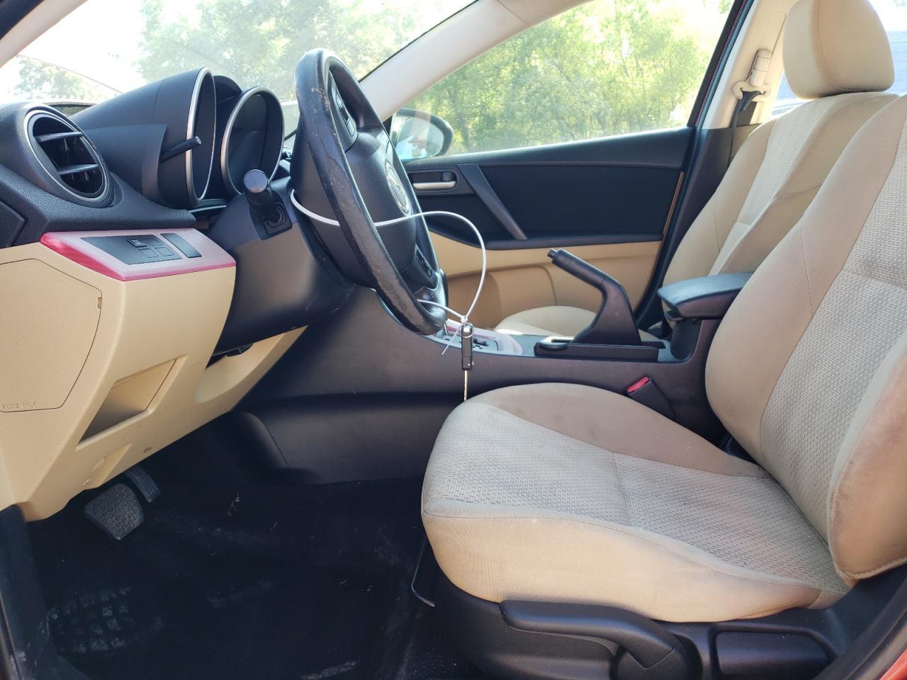 2010 Mazda 3 I - Image 7