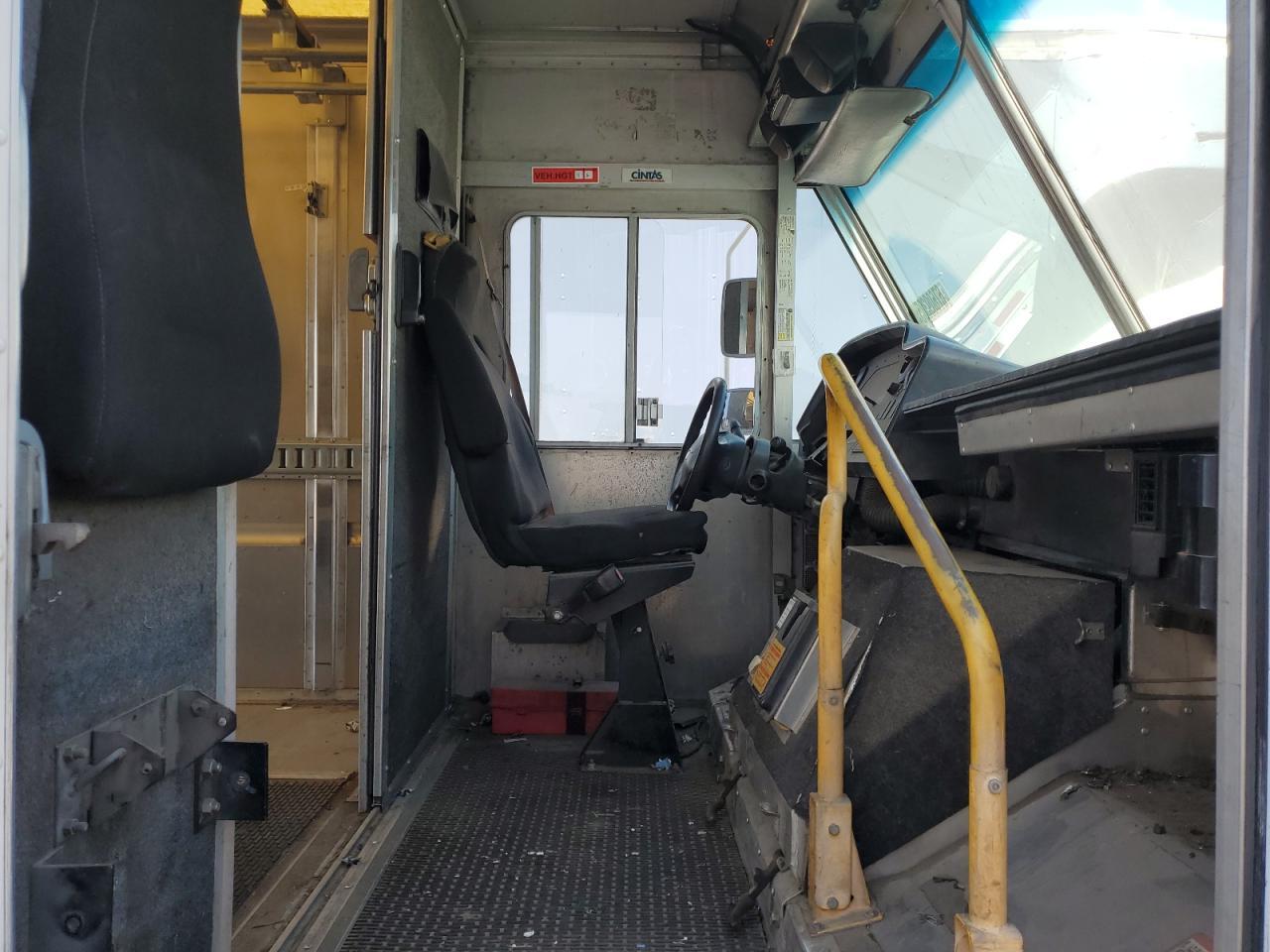 2010 Ford Econoline E450 Super Duty Commercial Stripped Chassis - Фото 7