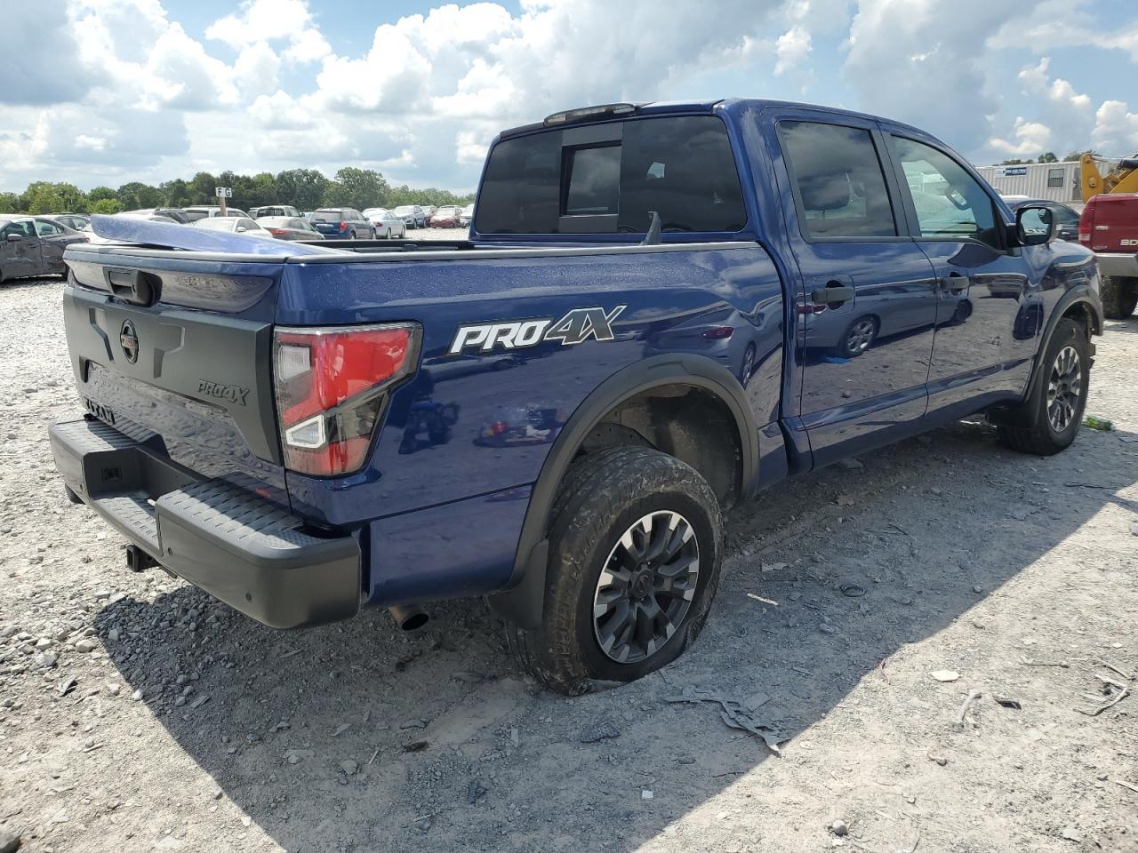 2020 Nissan Titan Sv - Фото 3