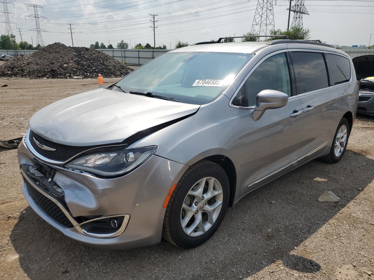 2017 Chrysler Pacifica Touring L