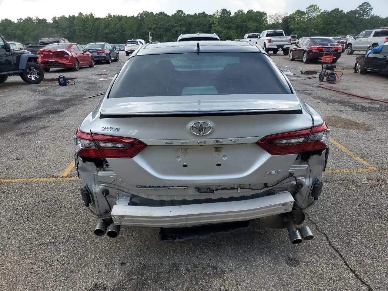 2021 Toyota Camry Xse - Фото 6