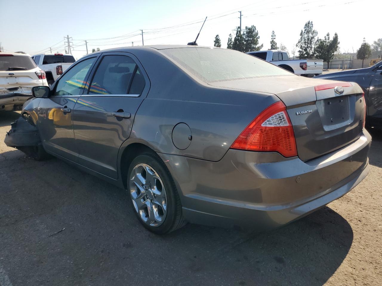 2011 Ford Fusion Se - Фото 2