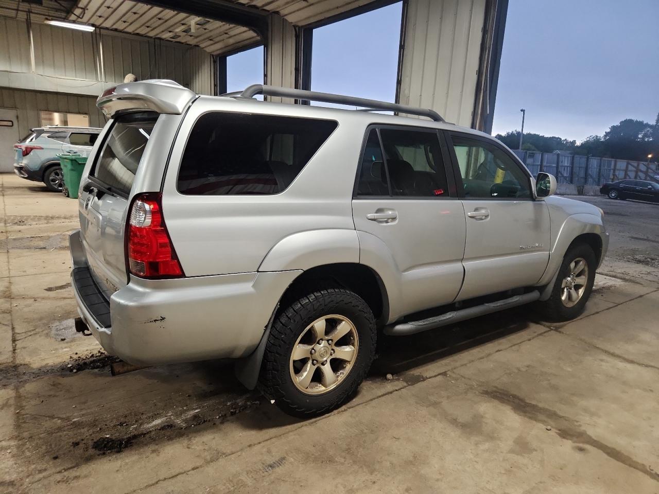 2008 Toyota 4Runner Sr5 - Image 3
