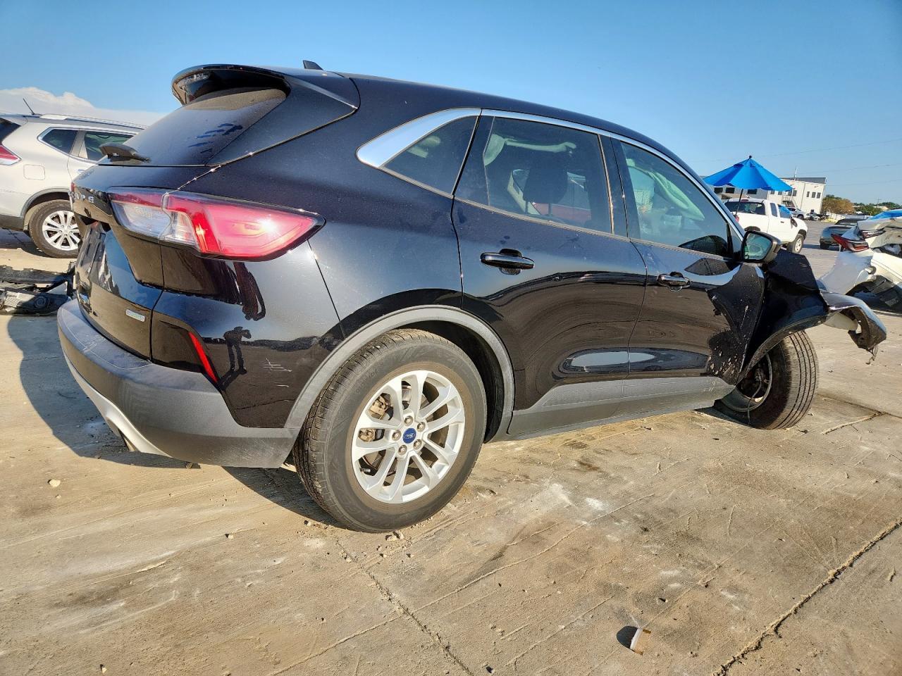 2020 Ford Escape Se - Фото 3