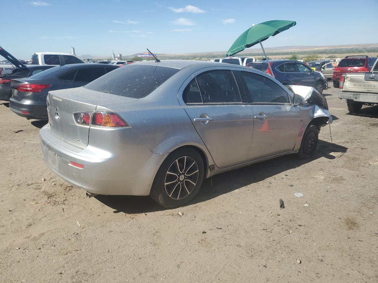 2017 Mitsubishi Lancer Es - Фото 3