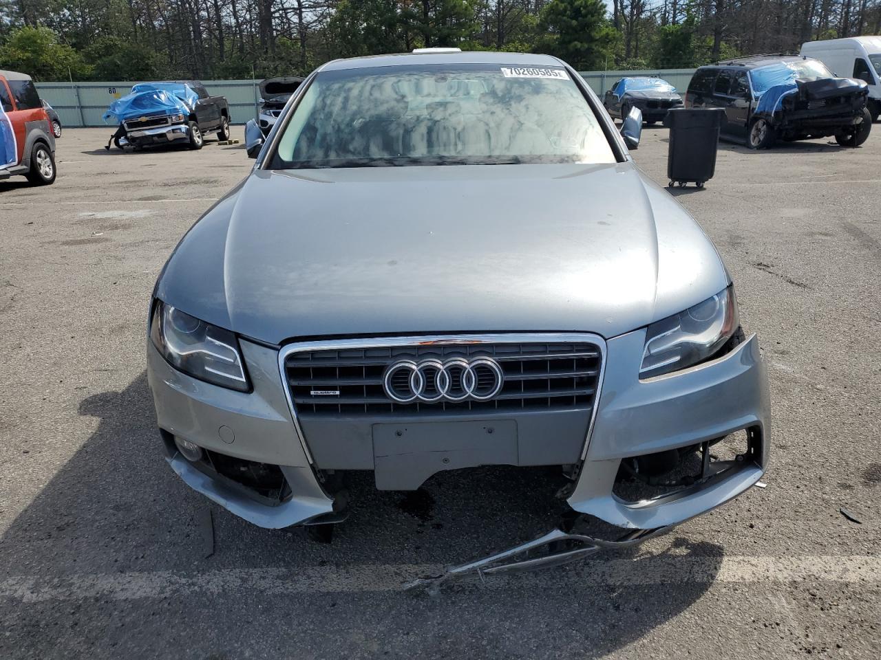 2010 Audi A4 Premium Plus - Фото 5
