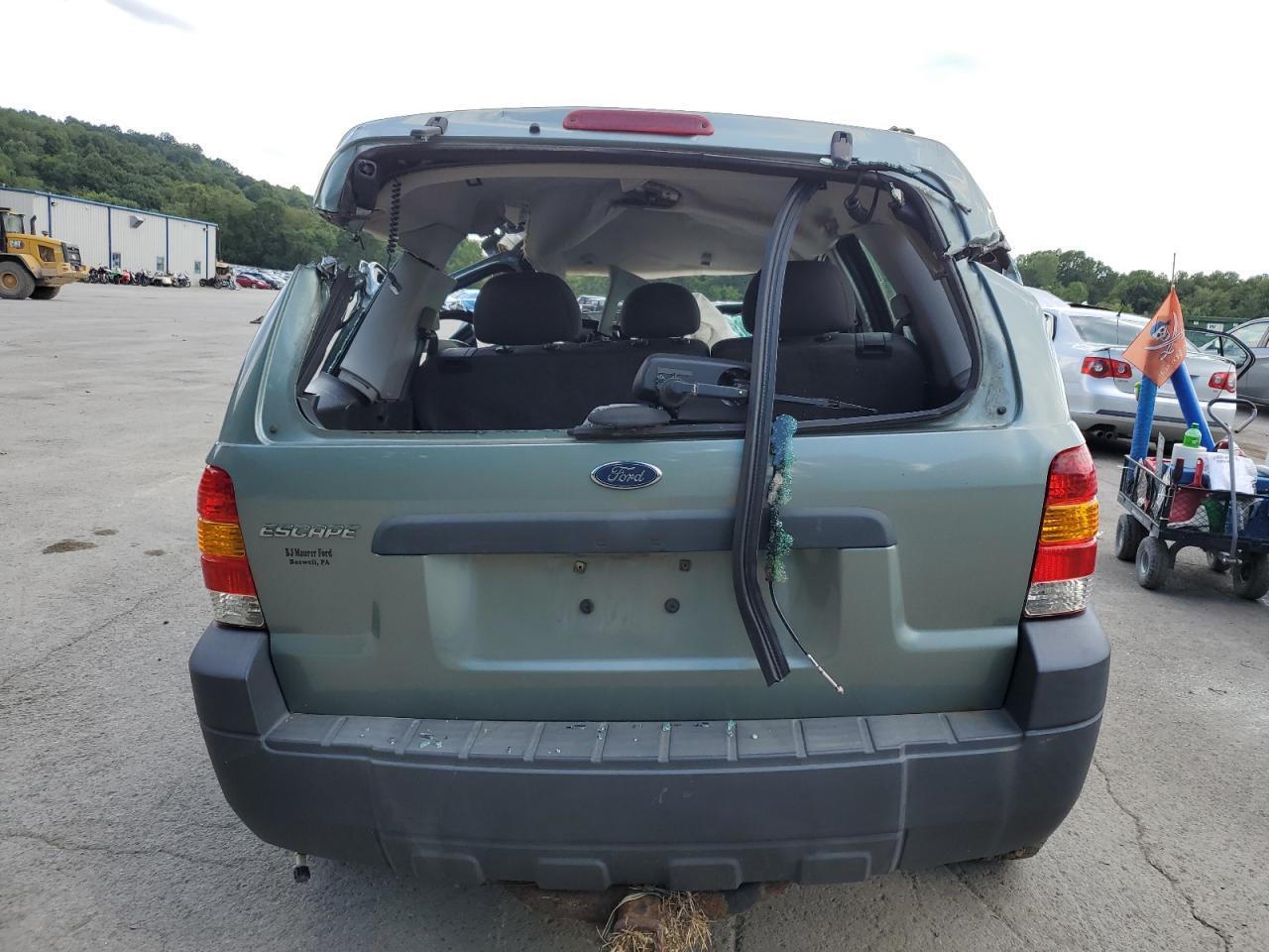 2006 Ford Escape Xls - Image 6