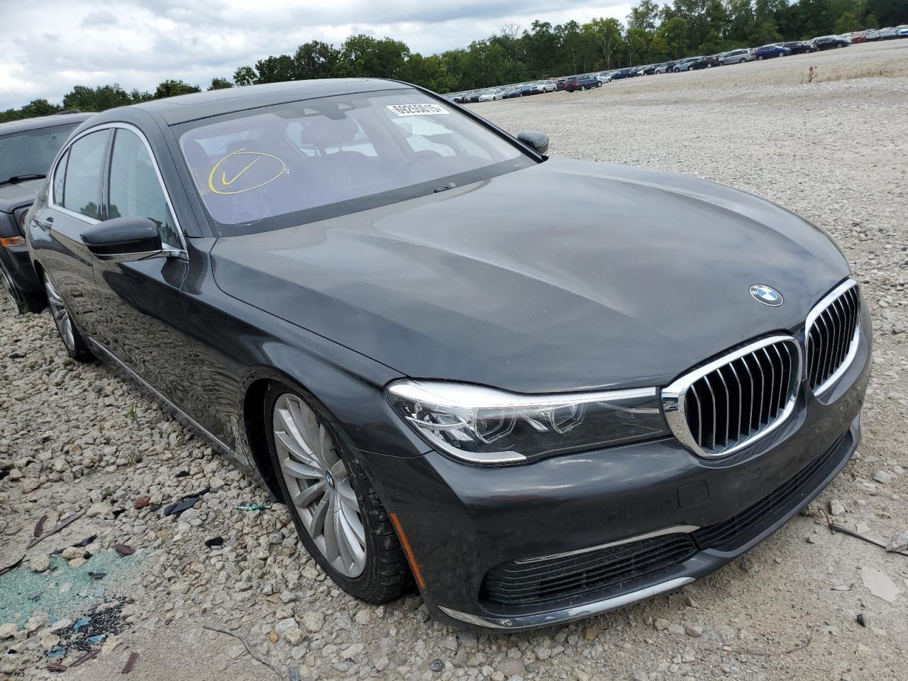 2019 BMW 740 I - Фото 4