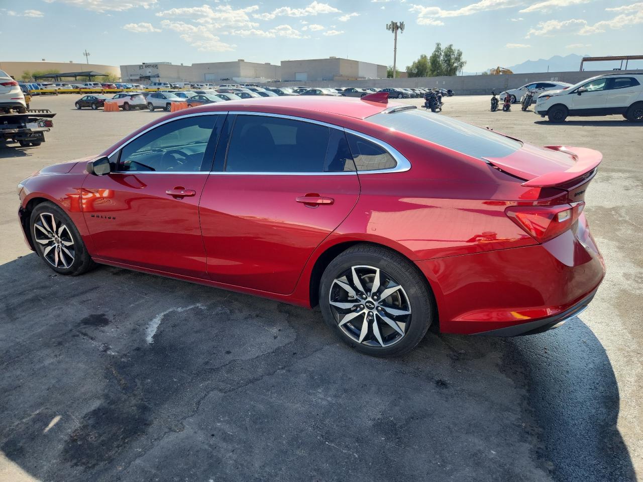 2021 Chevrolet Malibu Rs - Фото 2