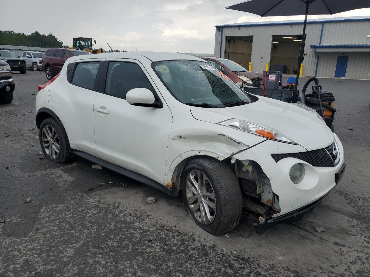 2013 Nissan Juke S - Image 4