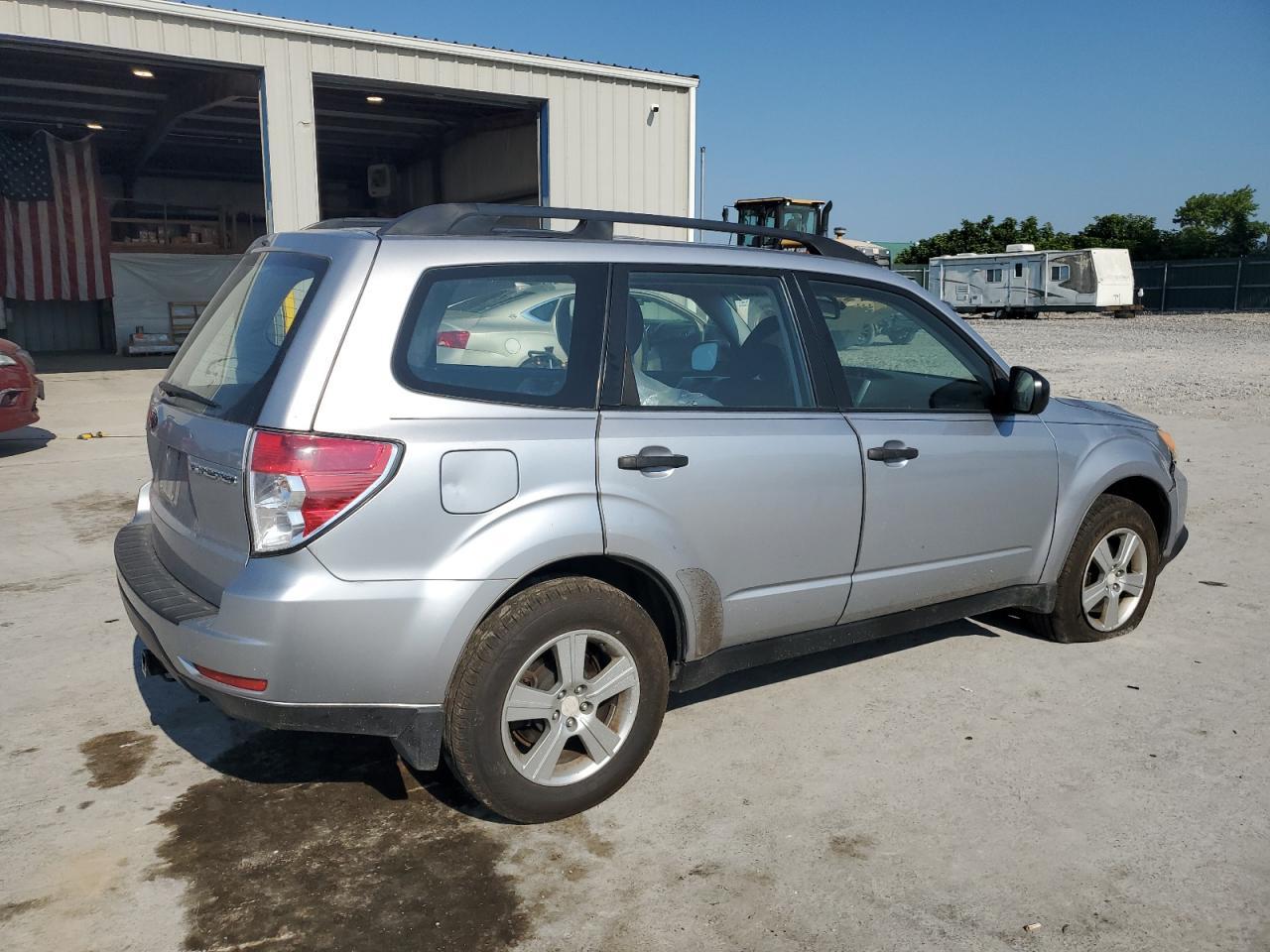 2012 Subaru Forester 2.5X - Фото 3