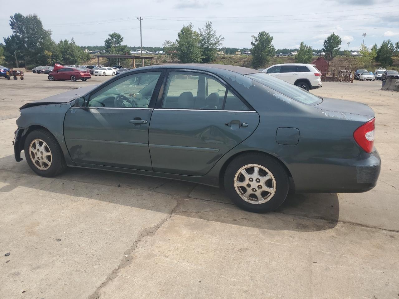 2003 Toyota Camry Le - Image 2