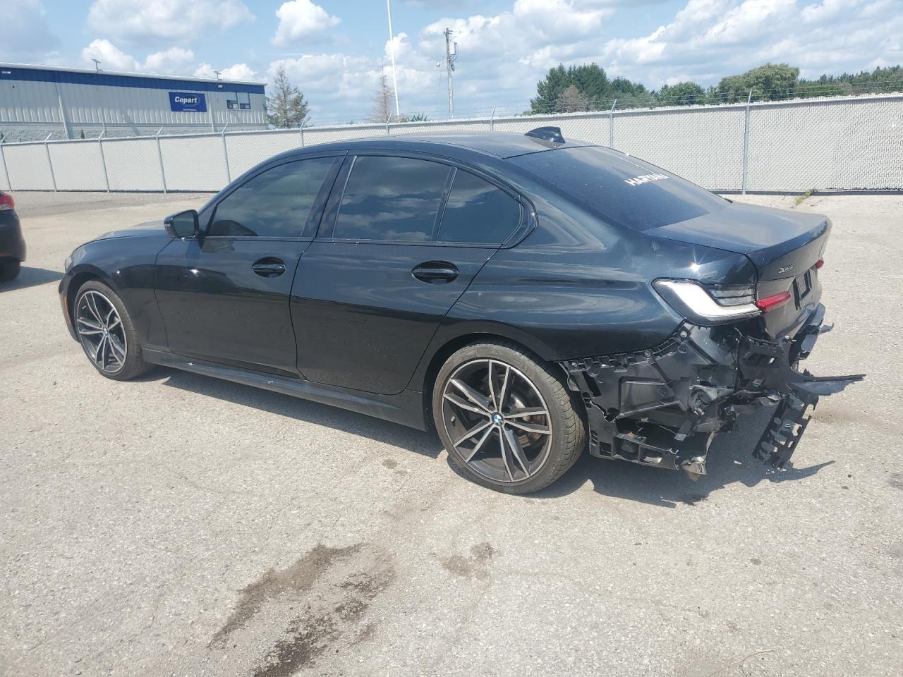 2020 BMW 330Xi - Image 2