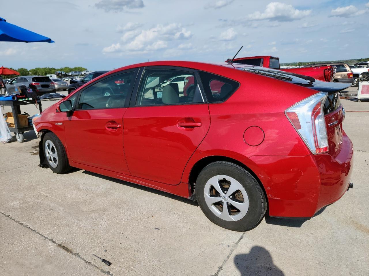 2015 Toyota Prius - Фото 2