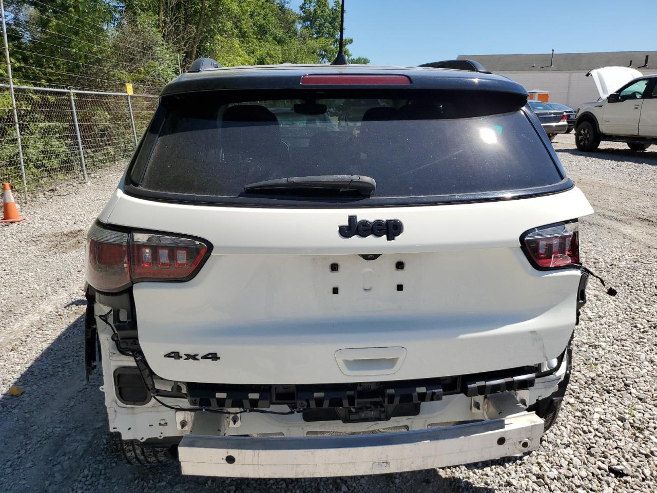 2020 Jeep Compass Latitude - Фото 6