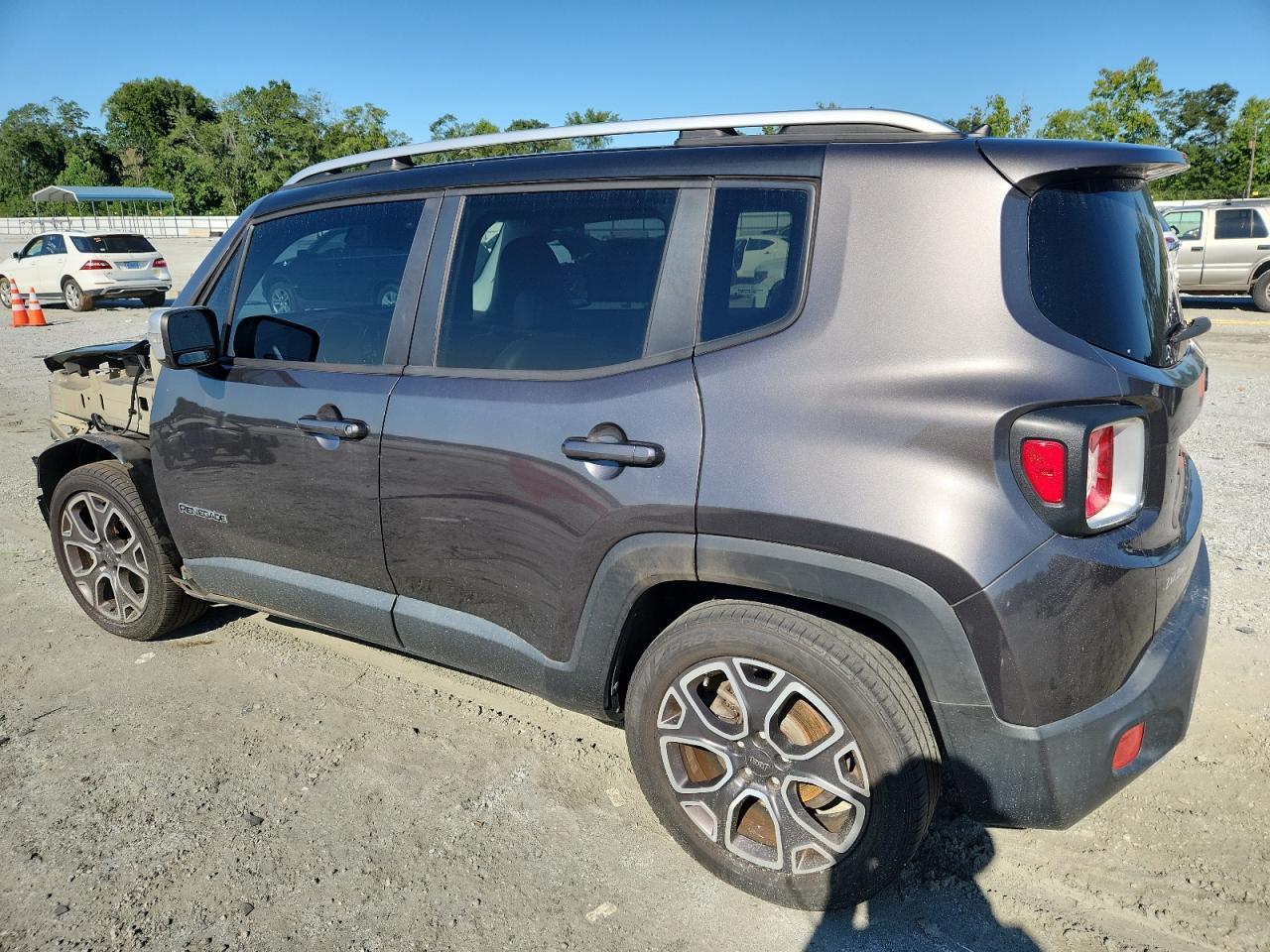 2017 Jeep Renegade Limited - Фото 2
