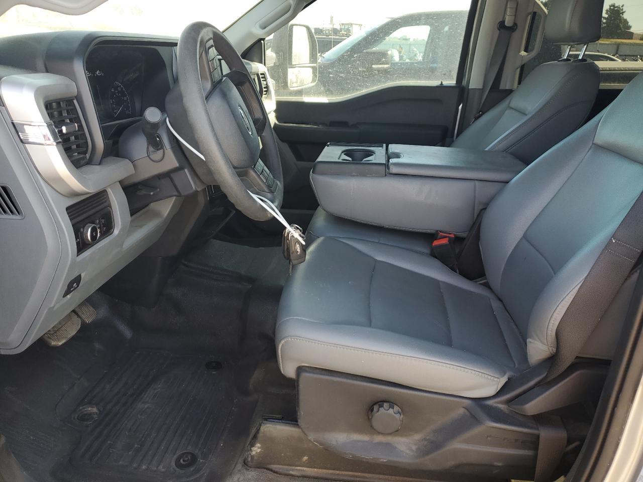 2024 Ford F350 Super Duty - Image 7