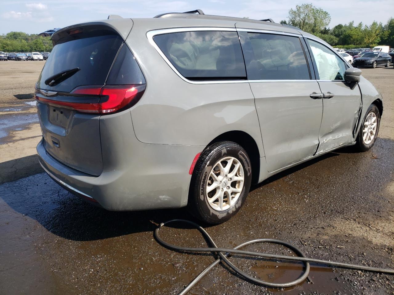 2022 Chrysler Pacifica Touring L - Фото 3