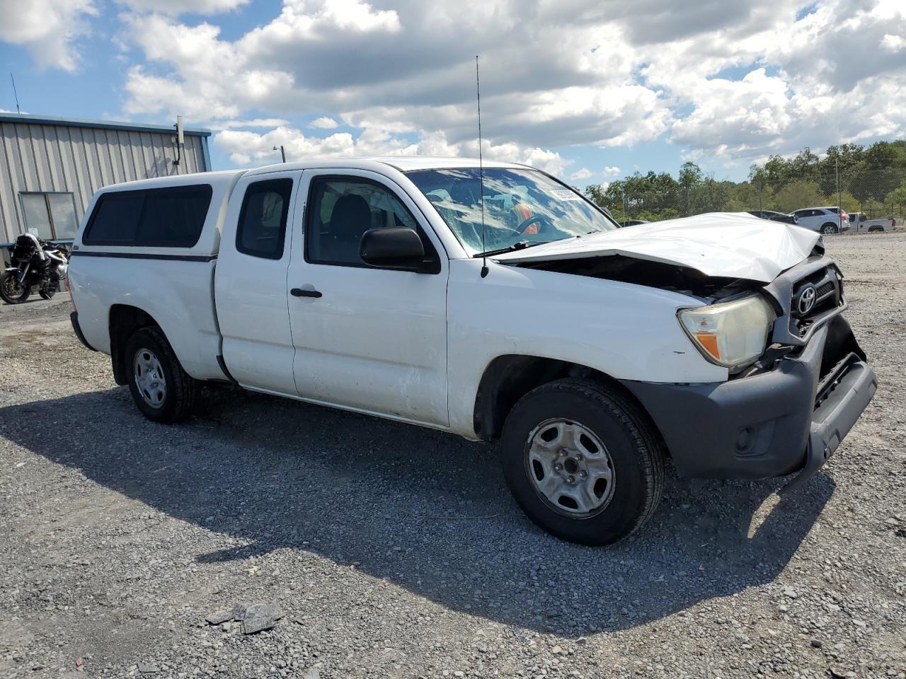 2015 Toyota Tacoma Access Cab - Image 4