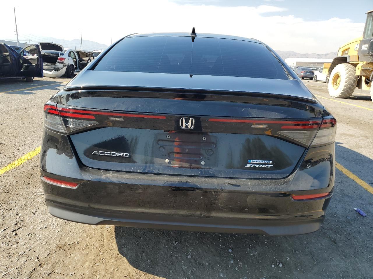 2023 Honda Accord Hybrid Sport - Image 6