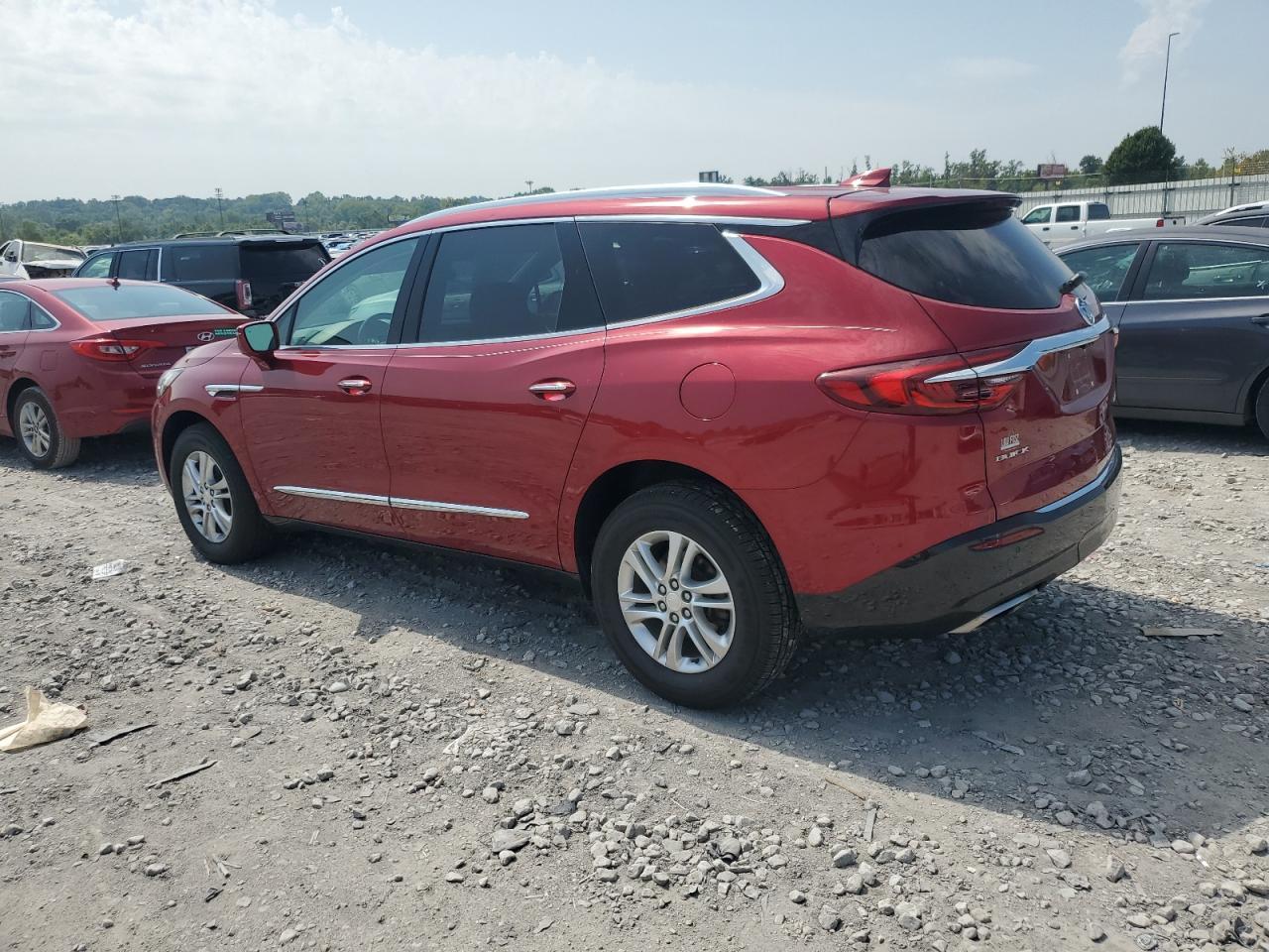 2018 Buick Enclave Essence - Фото 2