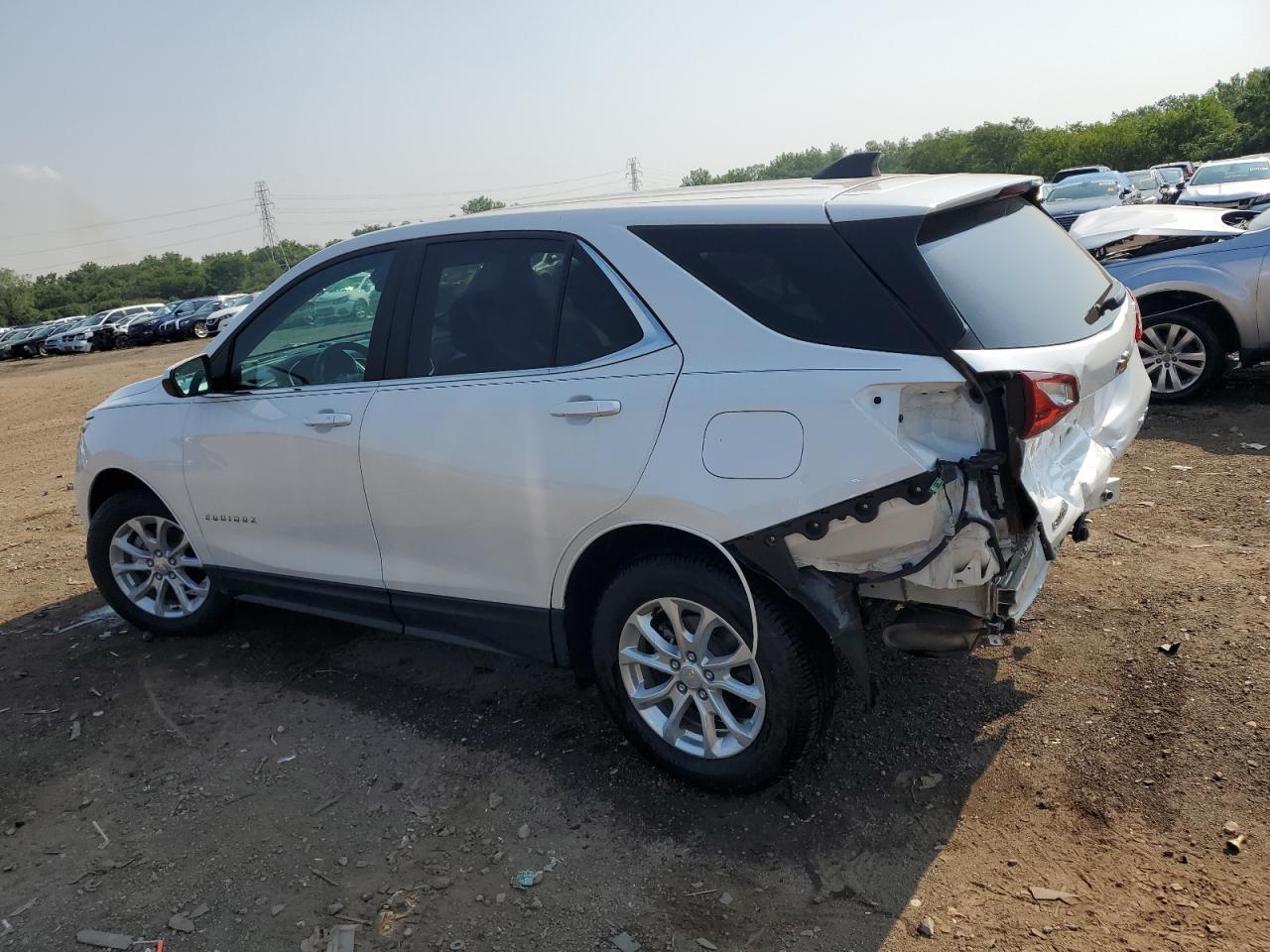 2021 Chevrolet Equinox Lt - Image 2
