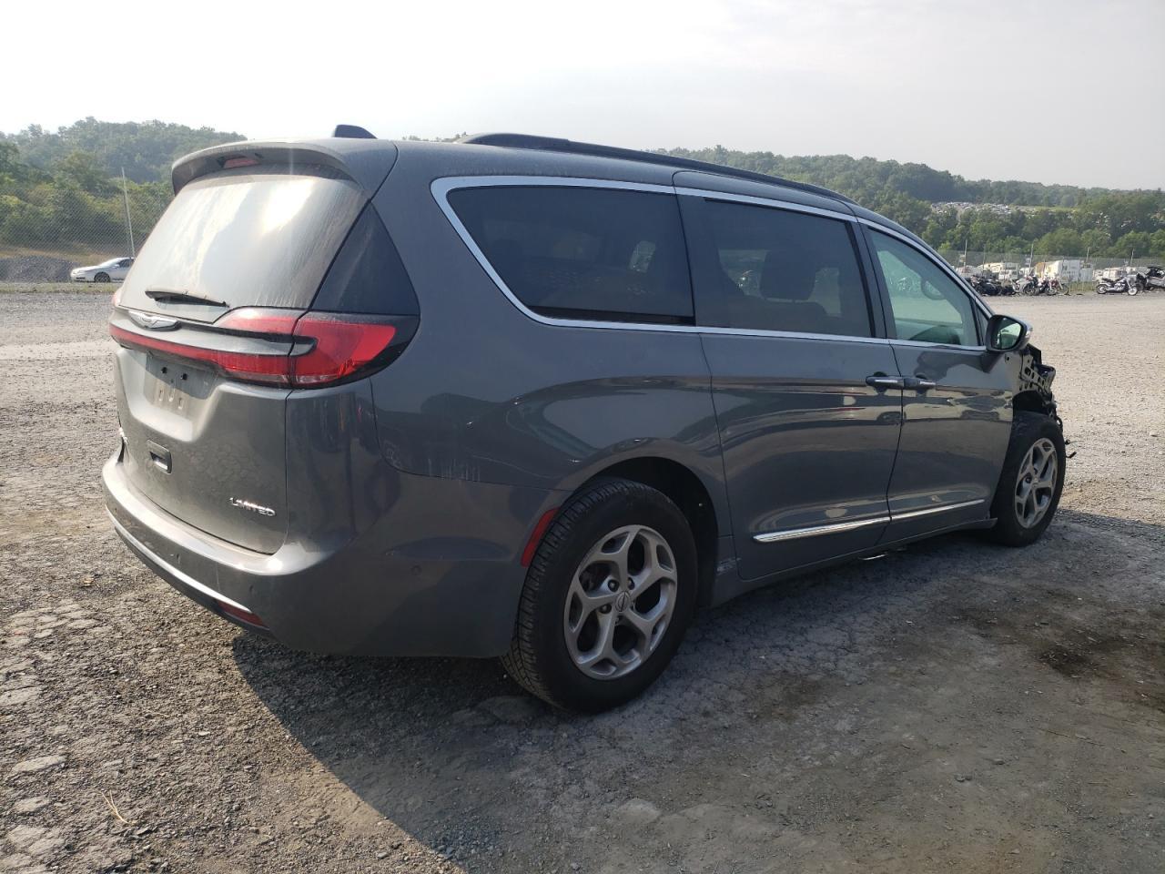 2022 Chrysler Pacifica Limited - Фото 3