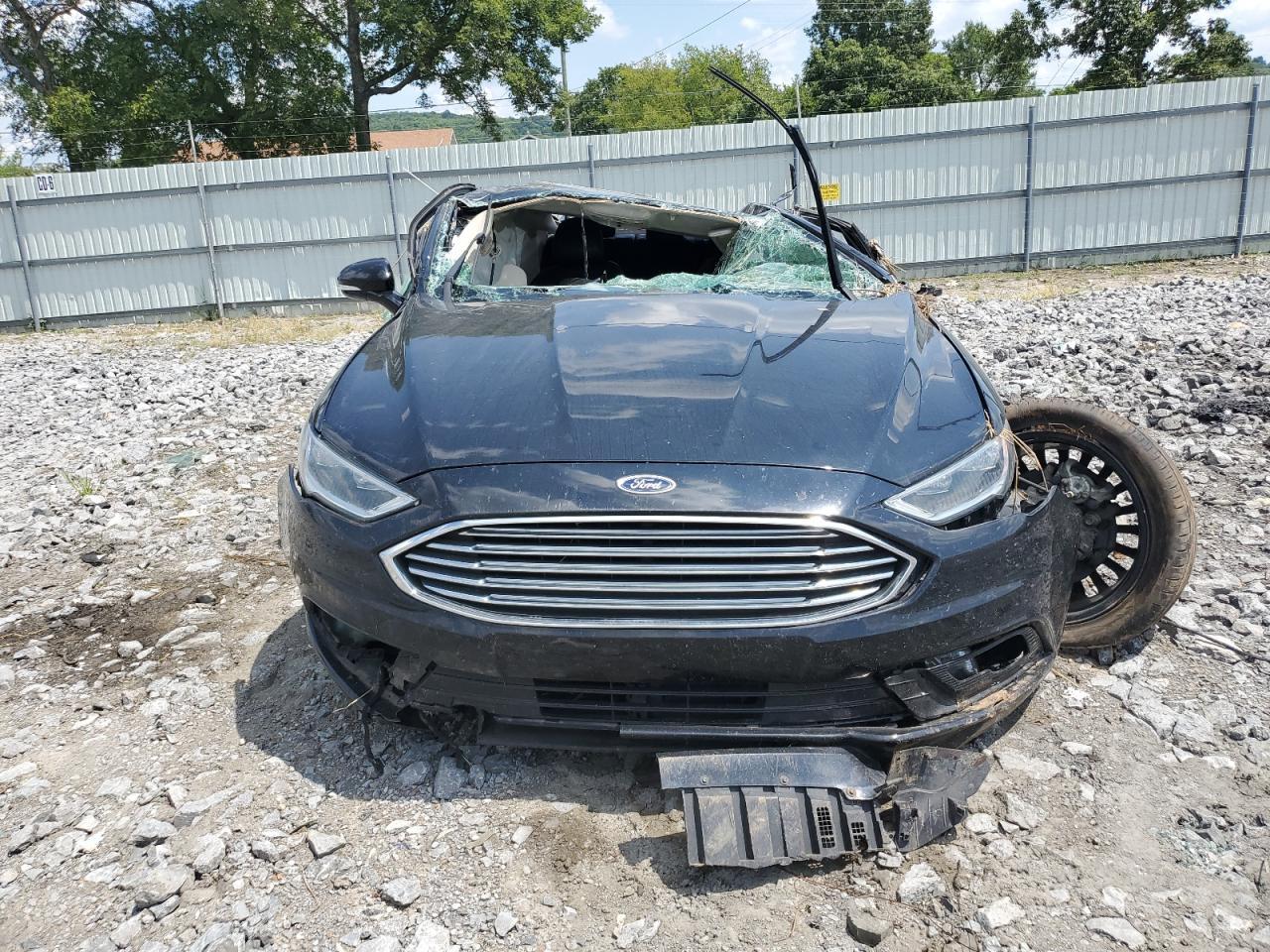 2017 Ford Fusion Titanium Hev - Image 5