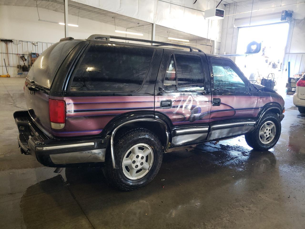 1998 Chevrolet Blazer - Фото 3