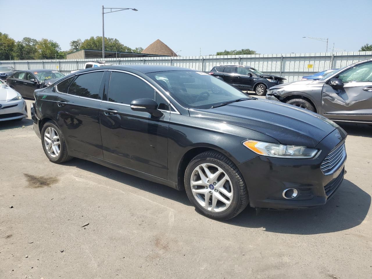 2013 Ford Fusion Se - Фото 4