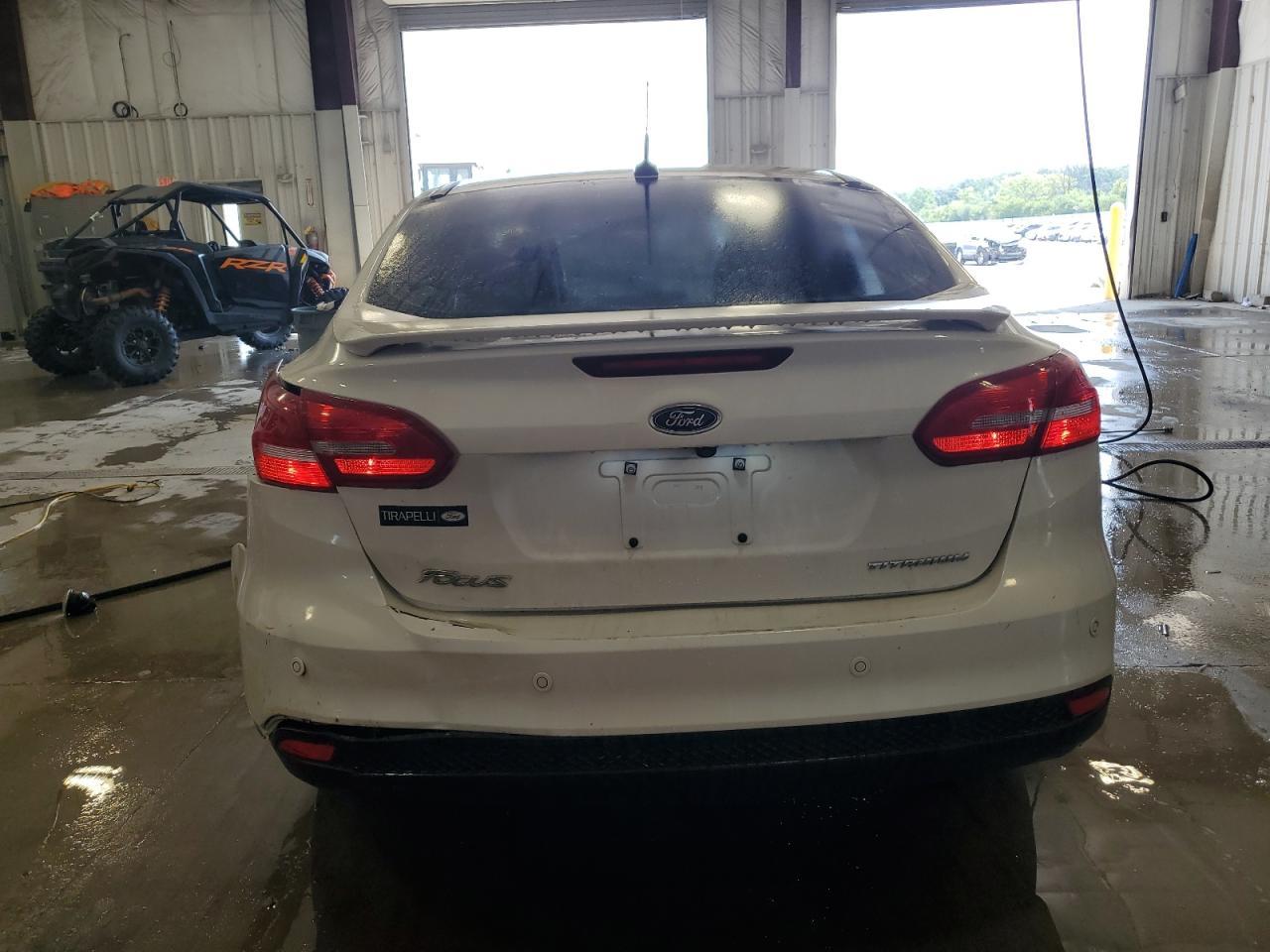 2017 Ford Focus Titanium - Фото 6